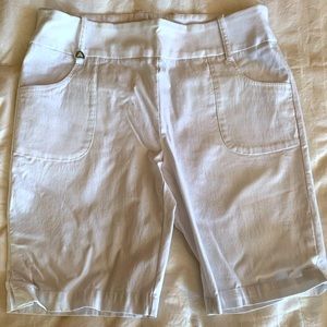 Woman’s Callaway Golf Shorts